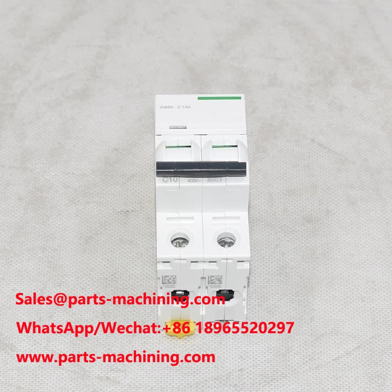 IC65N 2P C10A เบรกเกอร์วงจรสุญญากาศ A9F18210